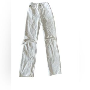 Abercrombie & Fitch White Women Distressed Jeans